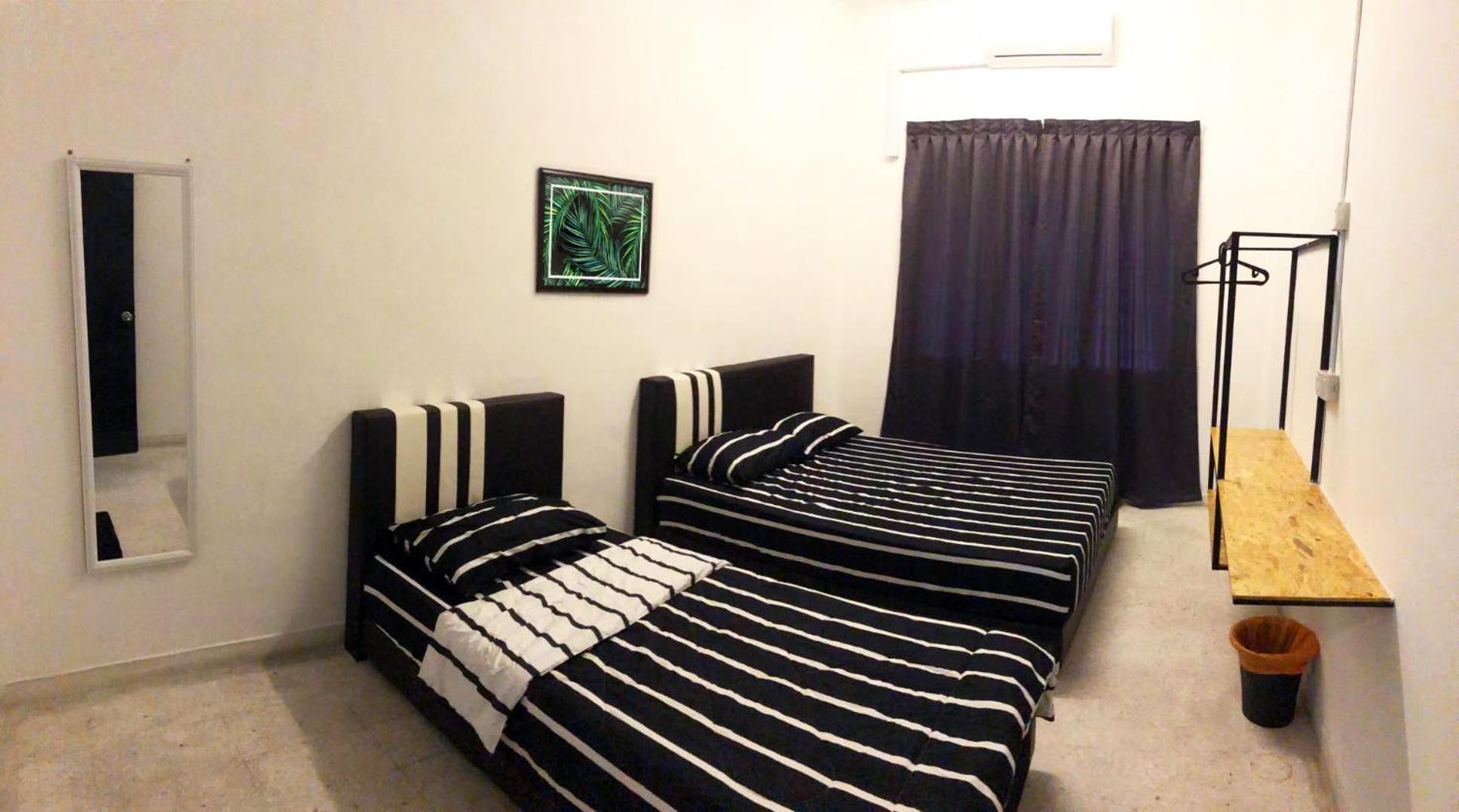 Panda Homestay เซเรมบัน ภายนอก รูปภาพ