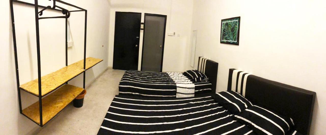 Panda Homestay เซเรมบัน ภายนอก รูปภาพ