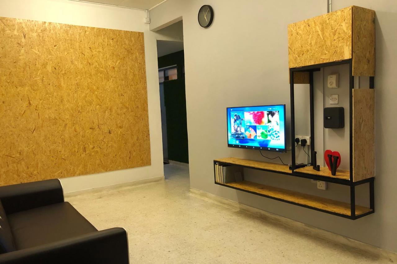 Panda Homestay เซเรมบัน ภายนอก รูปภาพ